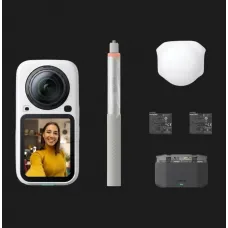 Екшн-камера Insta360 X6 Essentials Bundle (Arctic White)