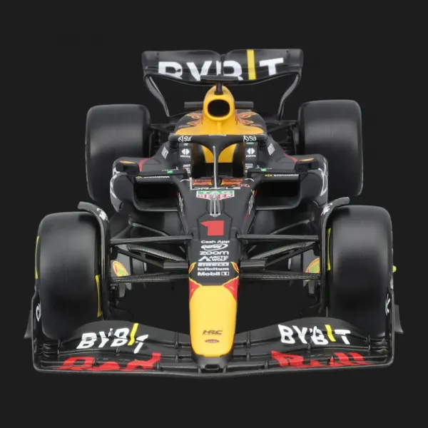Автомодель із фігуркою Bburago Raсe — Red Bull Racing RB19 в асортименті (1:24) (18-28036)
