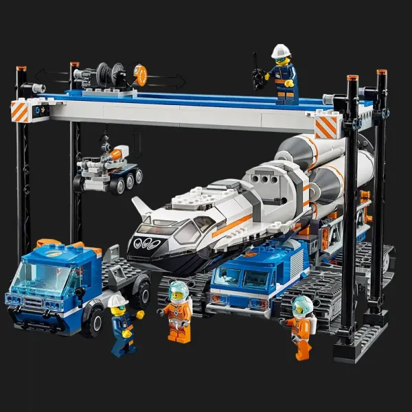 Конструктор LEGO City Збирання та транспортування ракети (60229)
