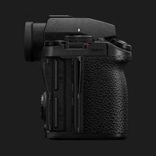 Цифровий фотоапарат Panasonic Lumix S DC-S5 II Kit S (20-60mm) (DC-S5M2KEE) (Standard)