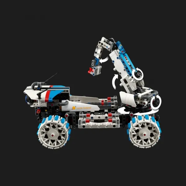 Конструктор LEGO Technic Місяцехід Lunar Outpost. Космічний корабель (42211)