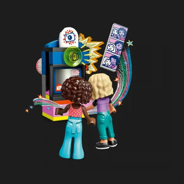 Конструктор LEGO Friends Перукарня та магазин аксесуарів (42662)